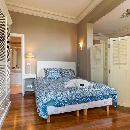 Renting - 13 Massena - Live A Dream Luxury Loft - Place Massena Nice